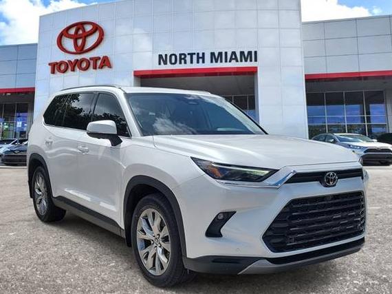 TOYOTA GRAND HIGHLANDER 2024 5TDAAAA58RS013204 image TOYOTA GRAND HIGHLANDER 2024 5TDAAAA58RS013204 image